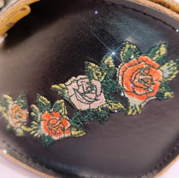 Ed Hardy Sunglasses - Picture 14 of 14